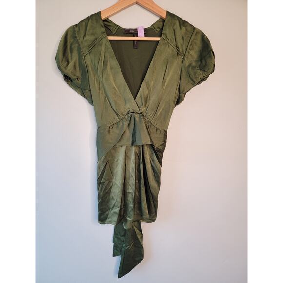 BCBGMaxazria Deep Green V-Neck Wrap Silk Shirt - Picture 1 of 4